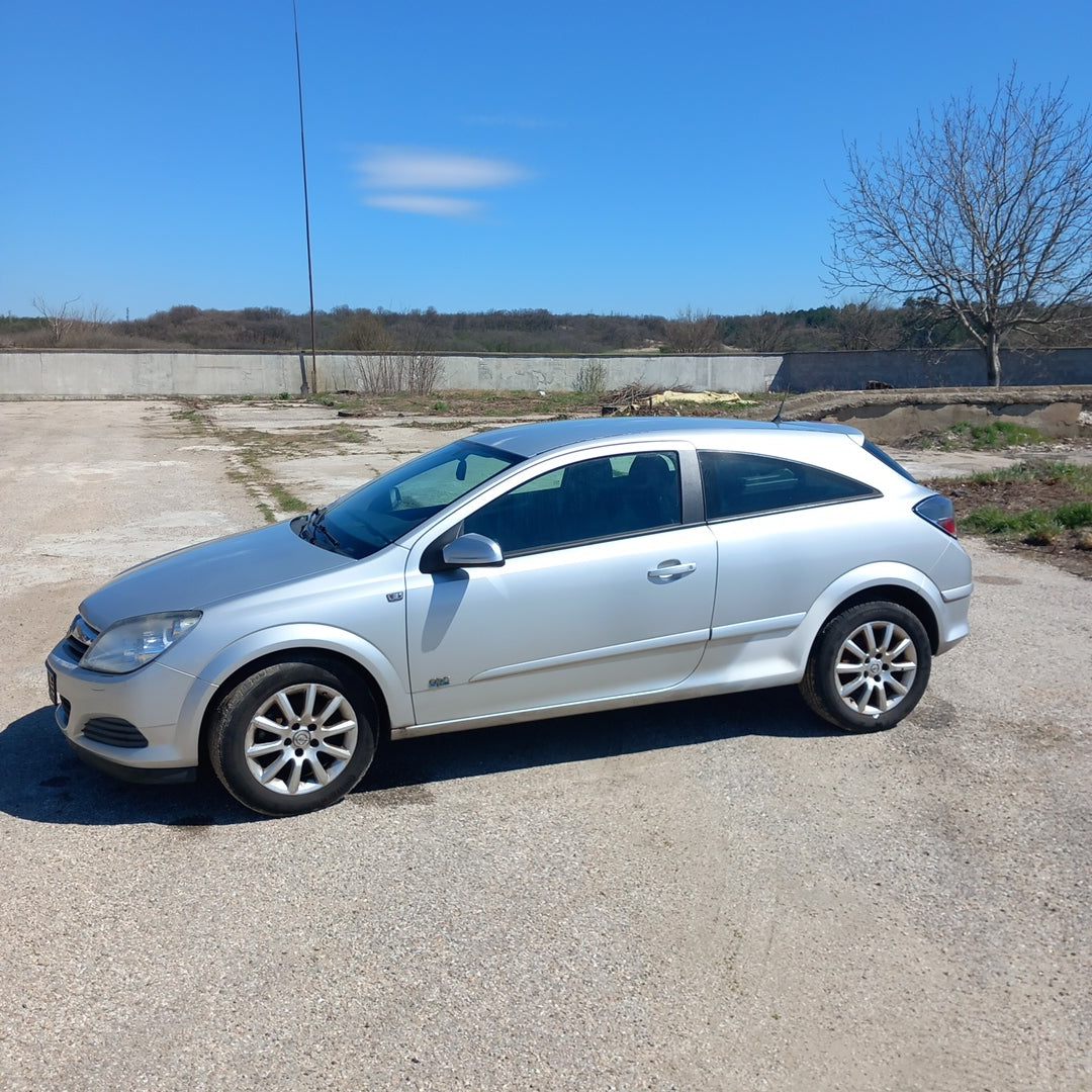 Opel Astra H GTC 1,8 Z18XE Silver / А0421 снимки