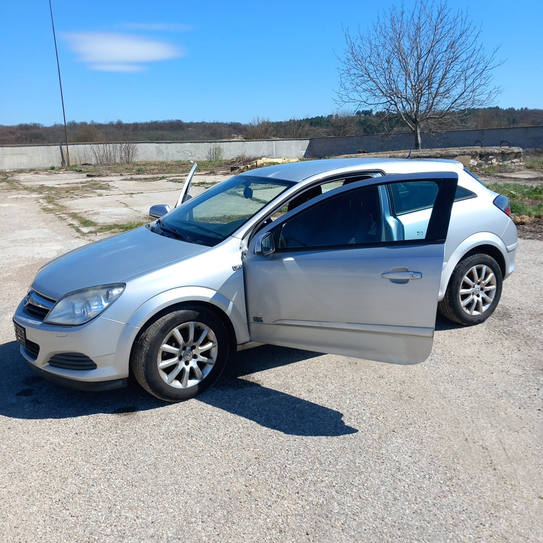 Opel Astra H GTC 1,8 Z18XE Silver / А0421 снимки