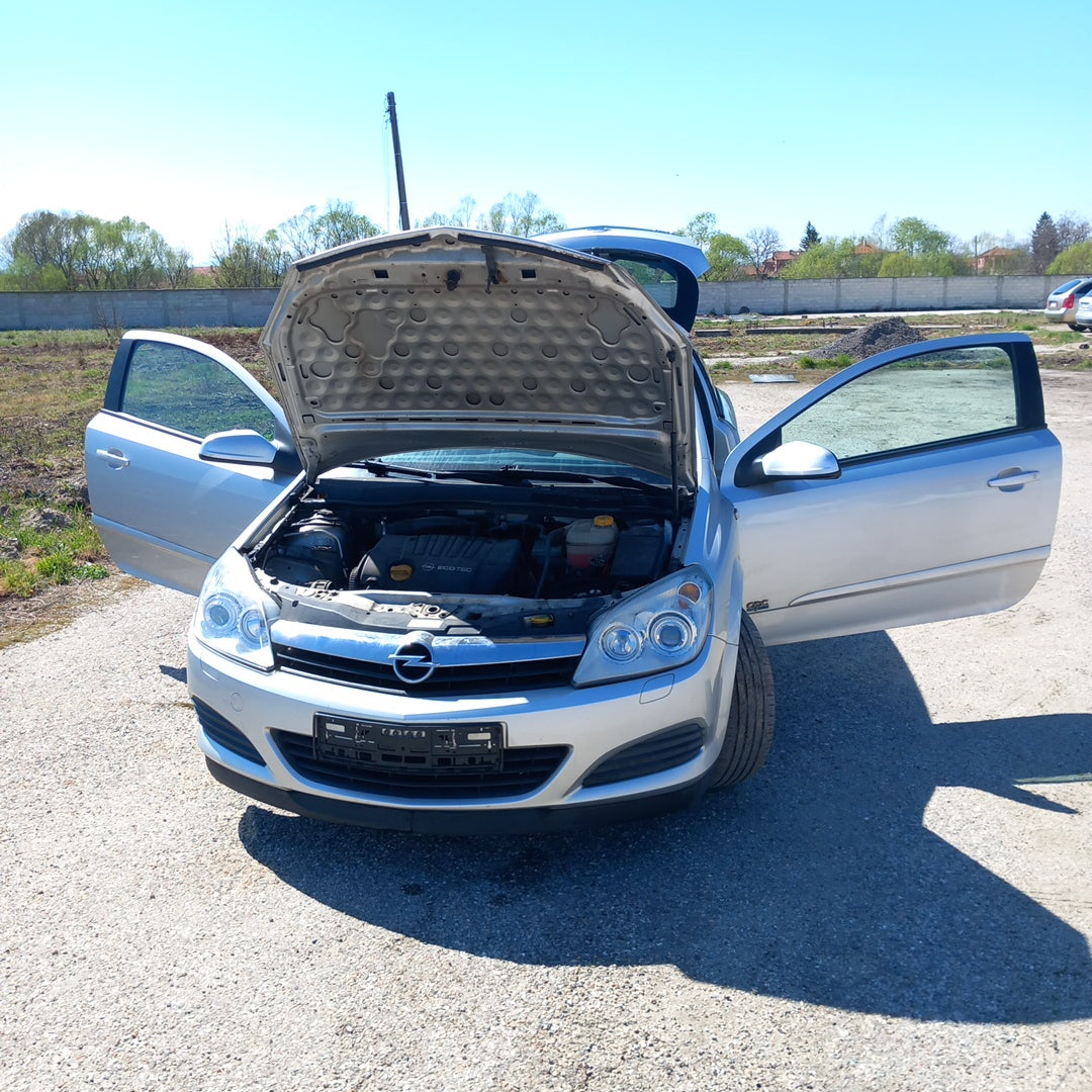 Opel Astra H GTC 1,8 Z18XE Silver / А0421 снимки