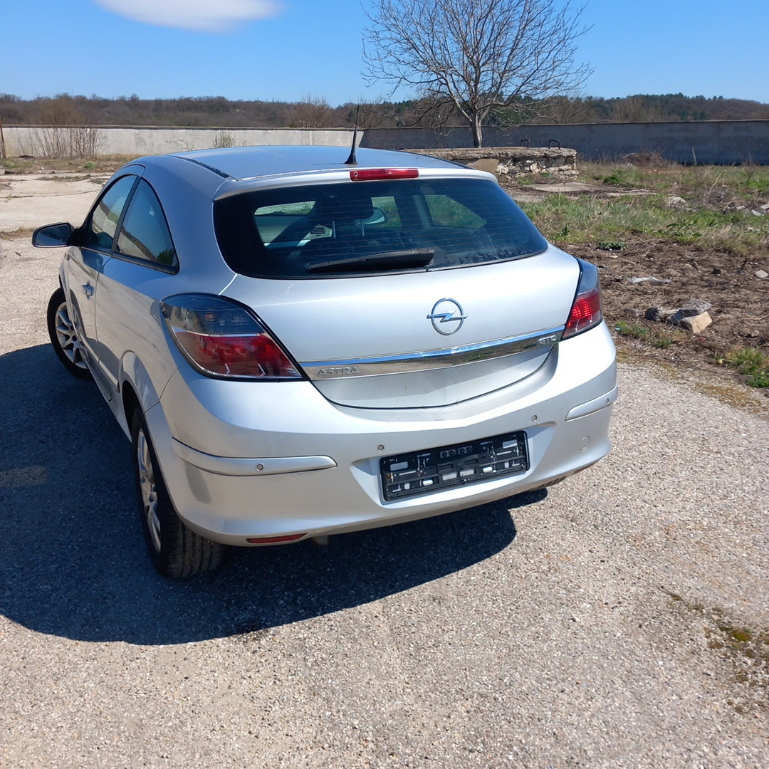 Opel Astra H GTC 1,8 Z18XE Silver / А0421 снимки