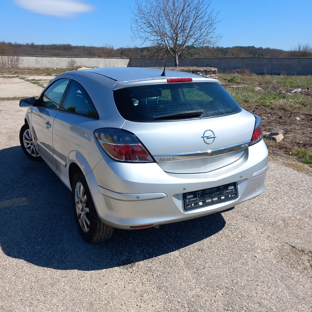 Opel Astra H GTC 1,8 Z18XE Silver / А0421 снимки