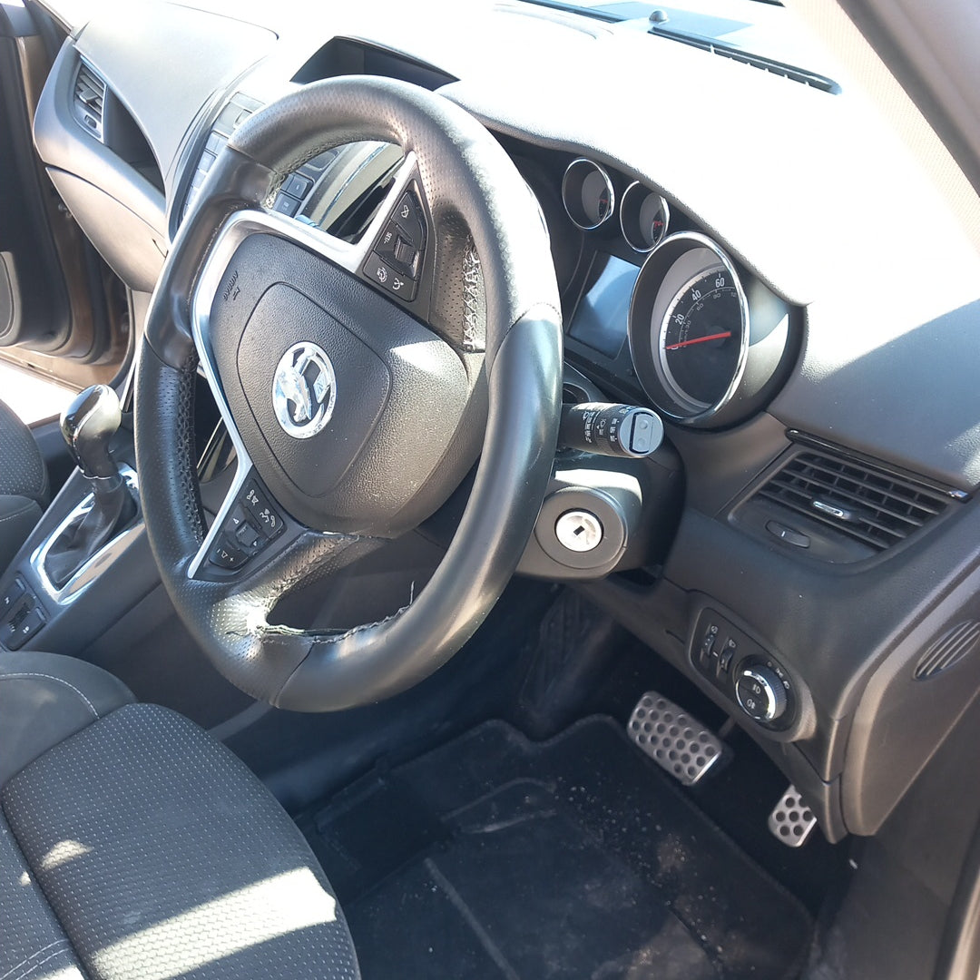 Opel Zafira C 2,0 CDTI Brown 2015 / P1201 снимки