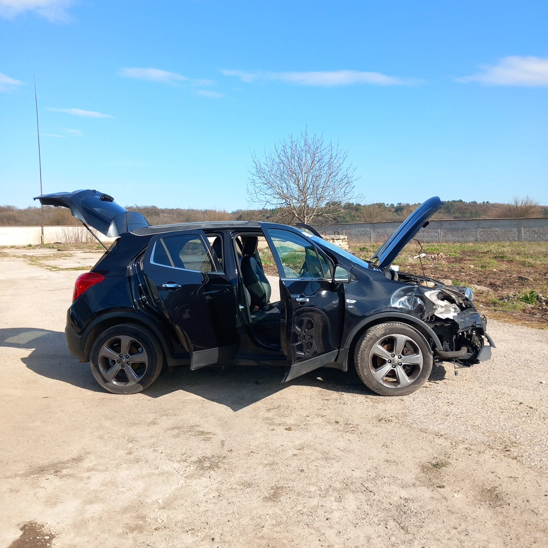 Opel Mokka 1,7 CDTI Black A17DTS 2013 / J1302 снимки