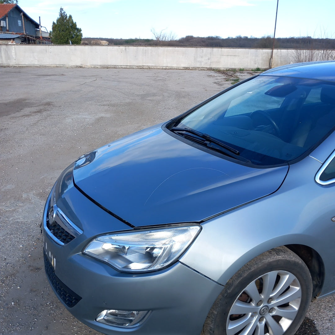 Opel Astra J 2,0 CDTI Sports Tourer Silver 2011 / P1012 снимки