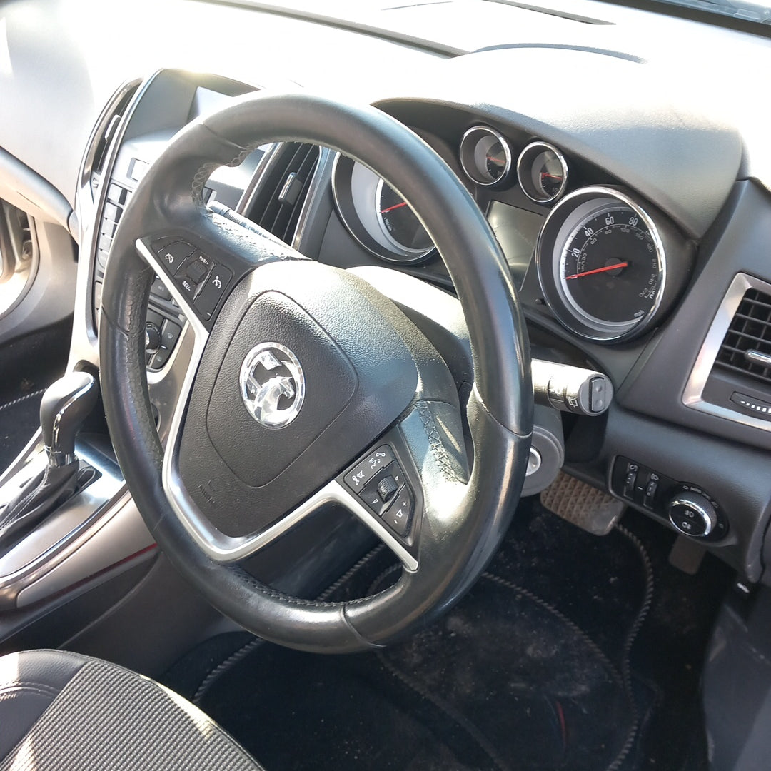 Opel Astra J 2,0 CDTI Sports Tourer Silver 2011 / P1012 снимки