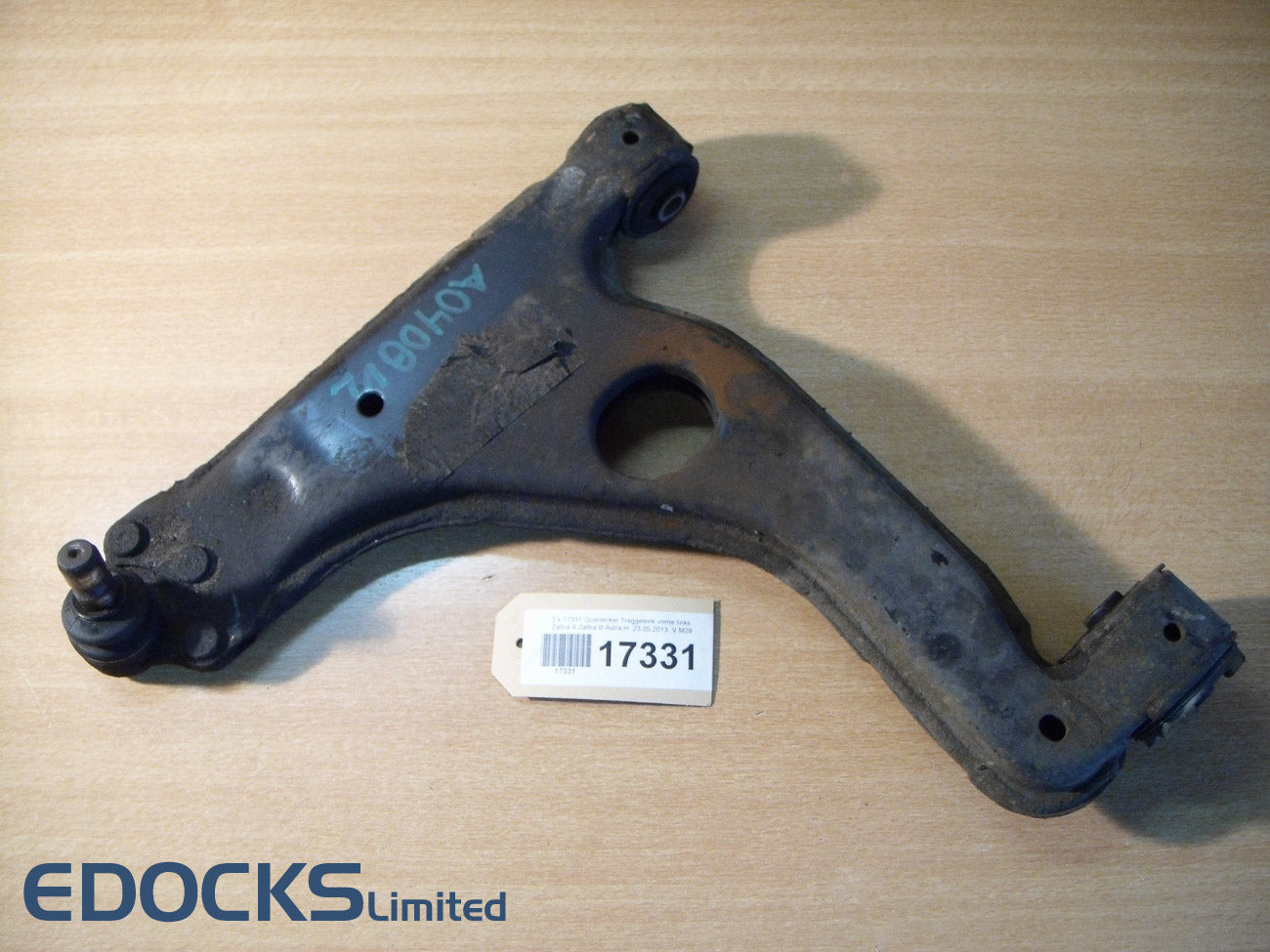 Носач преден ляв Zafira A/B Astra G/H Meriva B Opel