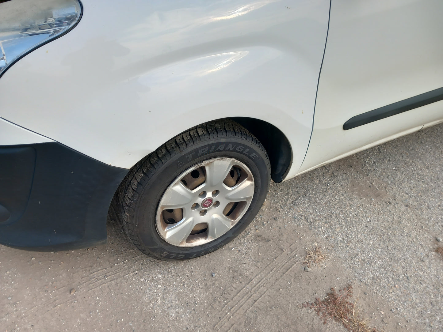 Fiat Doblo 263 1,3 D white 2012 / F2631 снимки