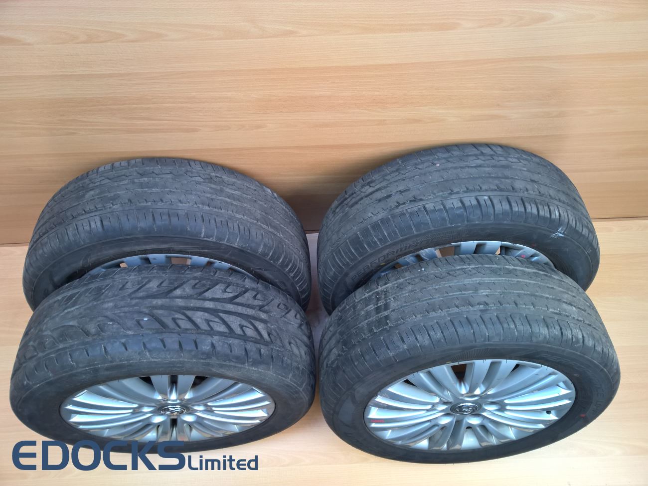 Комплект 16" 4х оригинални алуминиеви джанти 5x110 ET37 205/55 R16 Astra H Meriva B Zafira B Opel