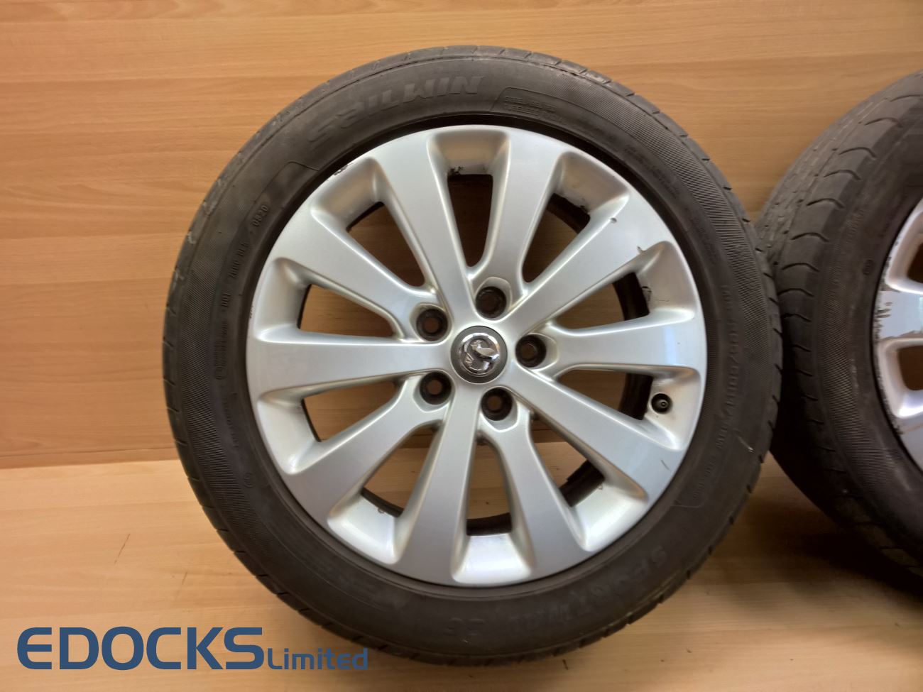 Aлуминиеви джанти 2х 17'' оригинални 7J ET44 M+S гуми 225/50/17 Astra J Zafira C Opel