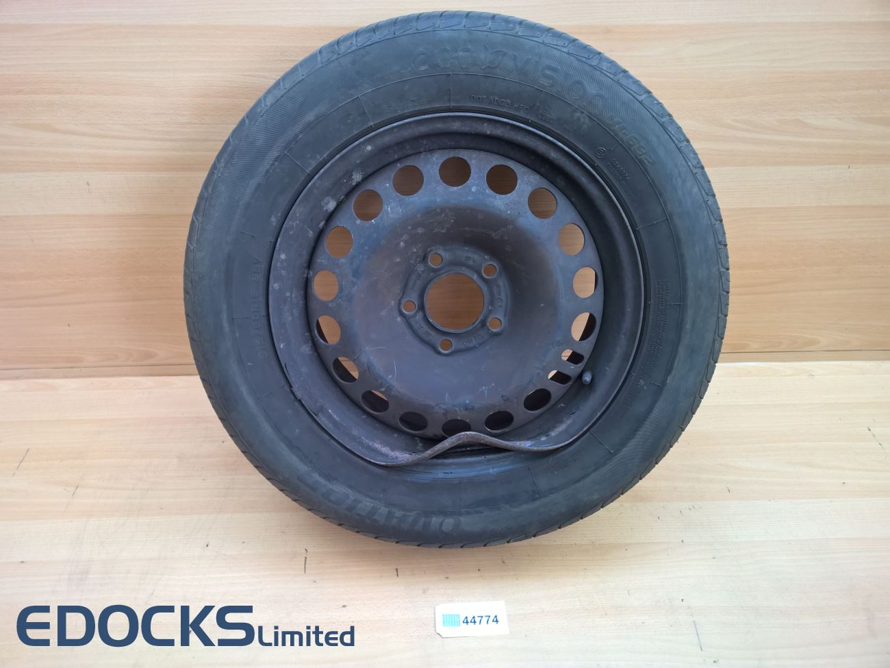 Гума 16 цола Ovation Ecovision VI-682 M+S зимна гума 215/60 R16 95V Opel