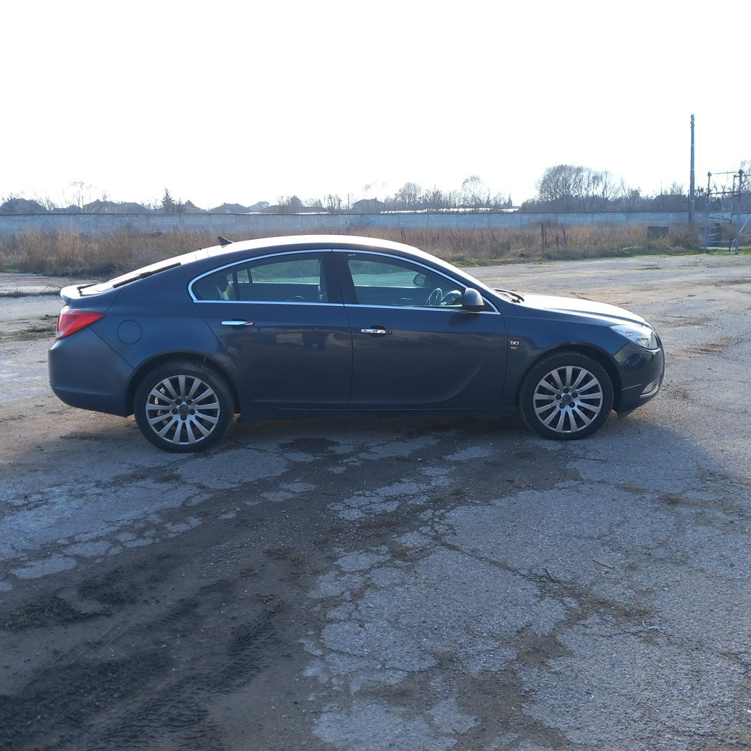 Opel Insignia A 2,0 CDTI A20DTJ blue 2009 / G0908 снимки