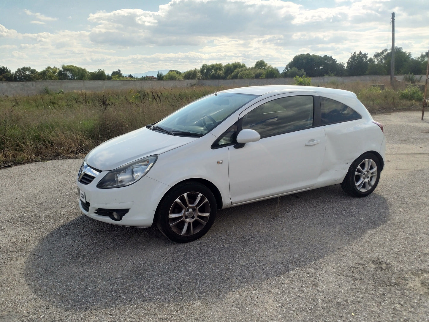 Opel Corsa D 1,2 white Z12XEP 3-door 2009 / S0719 снимки