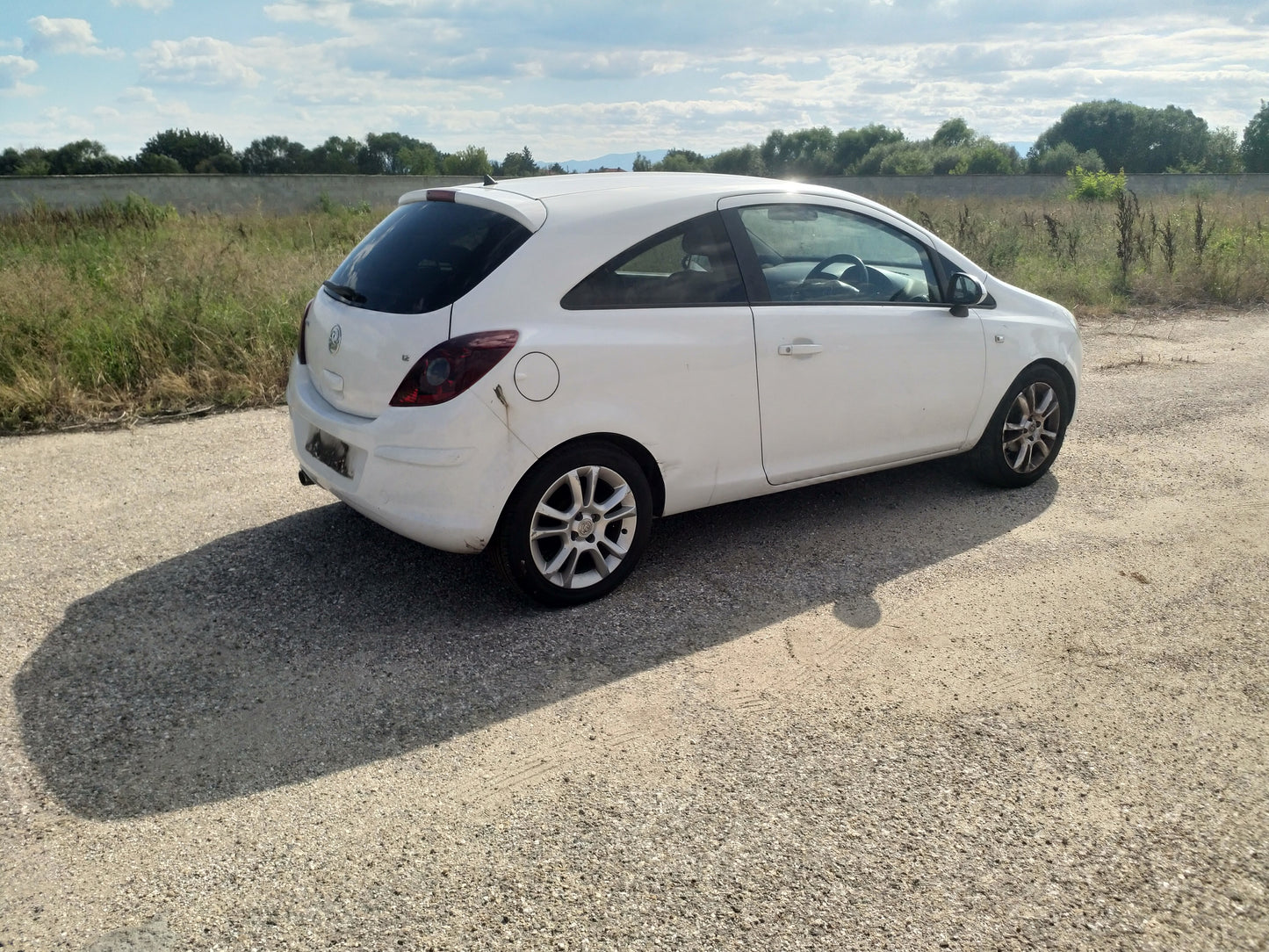 Opel Corsa D 1,2 white Z12XEP 3-door 2009 / S0719 снимки