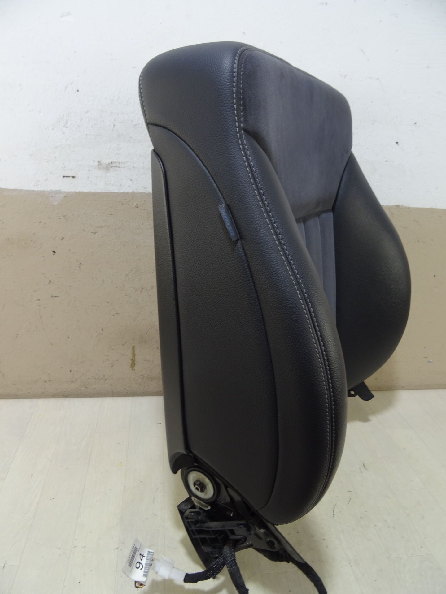 Облегалка на седалката алкантара предна пасажерска седалка с отопление предна дясна Mercedes W251