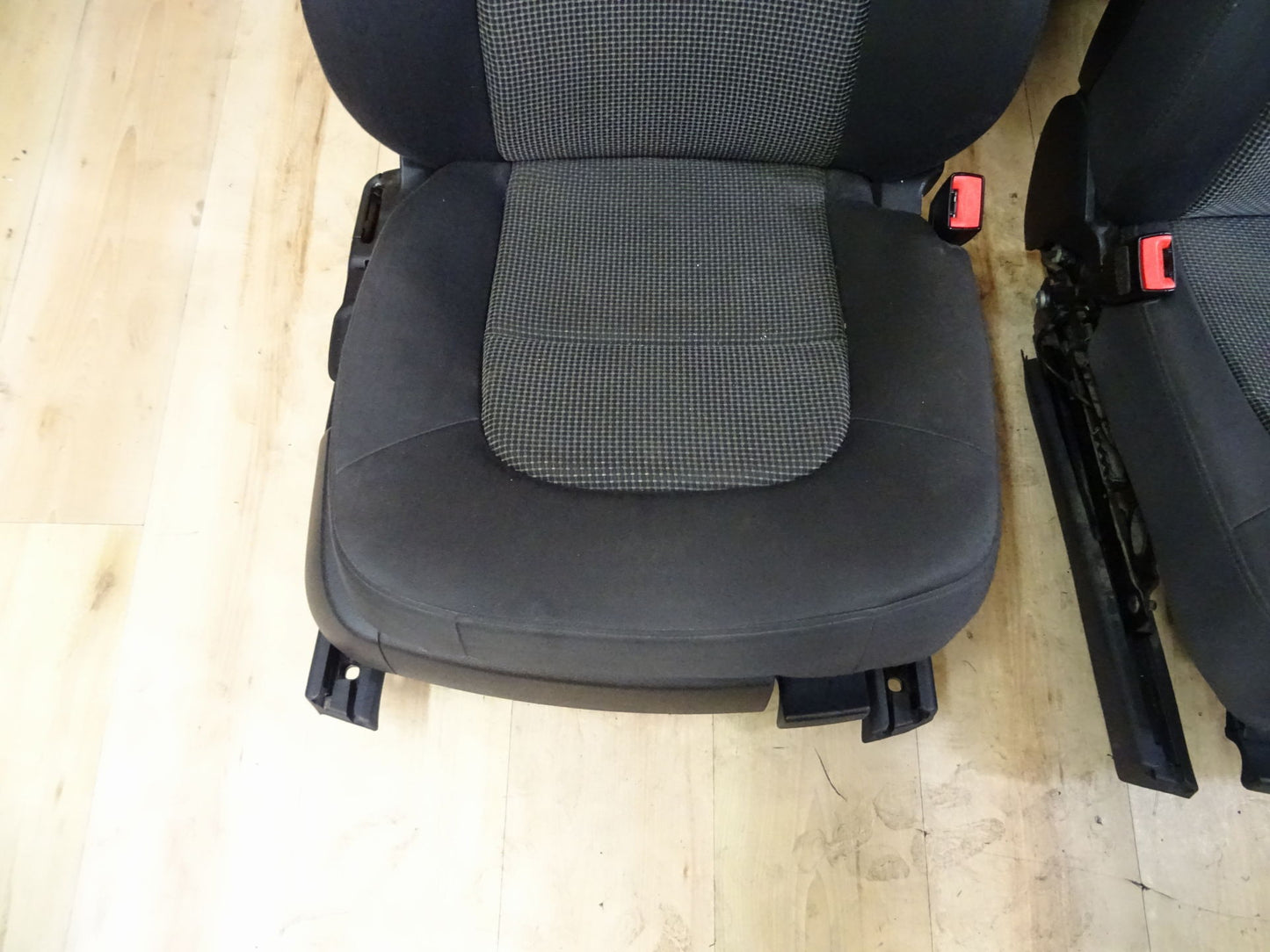 Плат Седалки Седалка Интериор Черни Сиви Седалки Audi Q7 4L