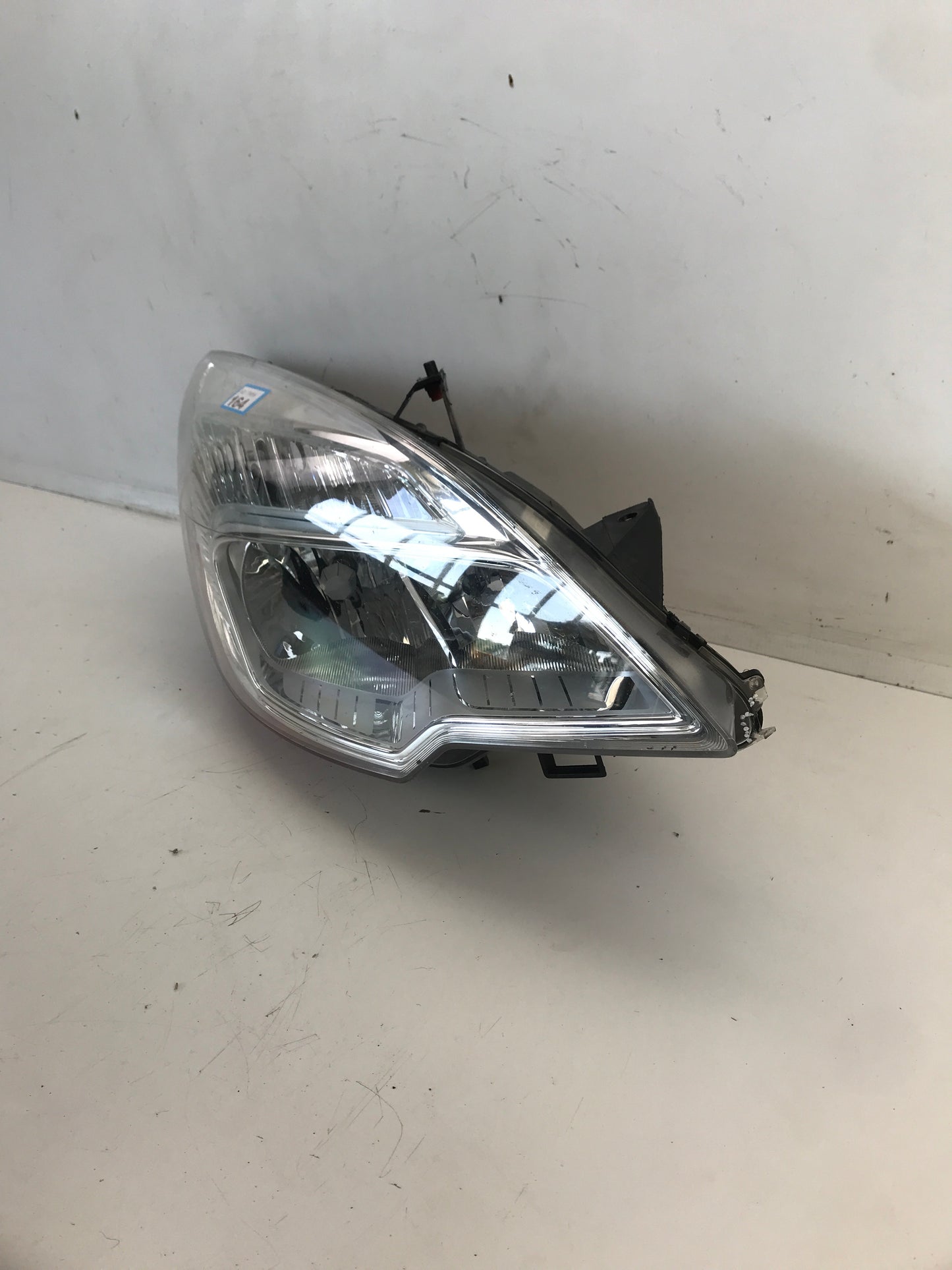 Фар преден десен RHD десен волан Opel Meriva B