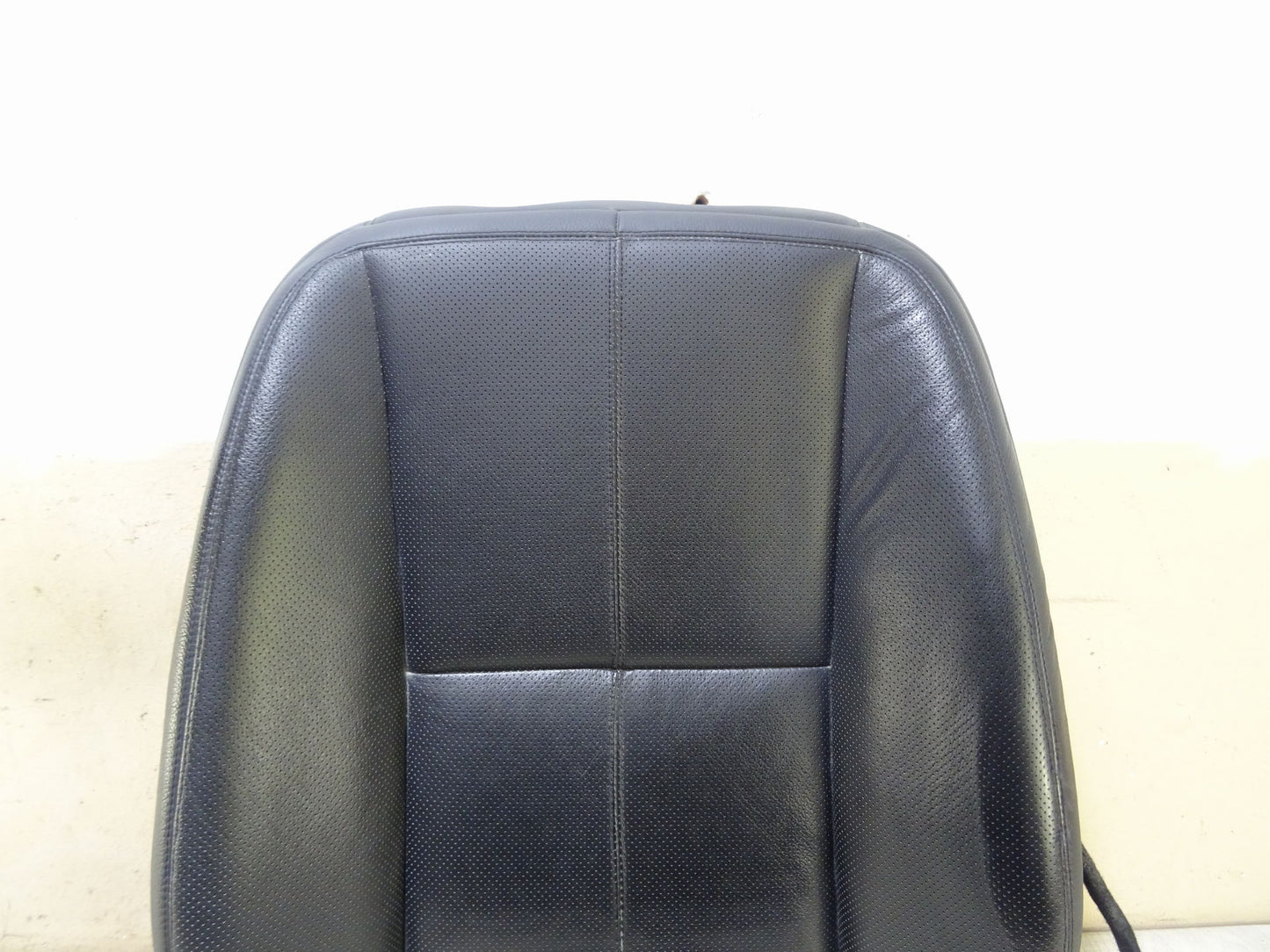 Облегалка седалка вентилация мемори кожа черна предна лява Mercedes W221