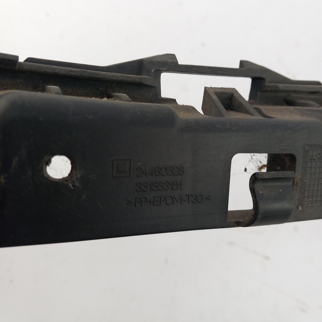 Водач носач предна броня среден Opel Astra H 1,8 GTC 3 врати хечбек