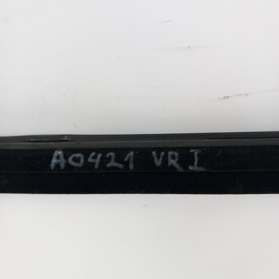 Уплътнение стъкло предна дясна врата вътрешна страна Opel Astra H 1,8 GTC 3 врати хечбек