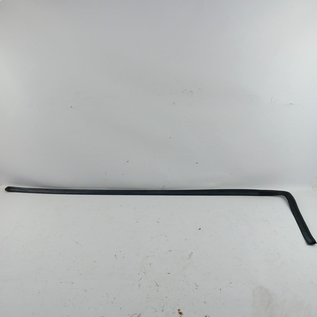 Уплътнение покрив горе лява страна Opel Astra H 1,8 GTC 3 врати хечбек