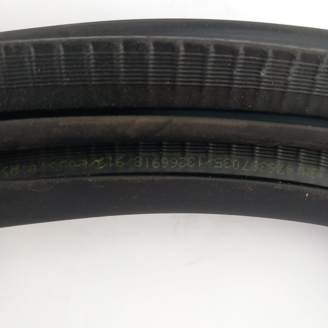 Уплътнение каросерия задна дясна врата Opel Meriva B