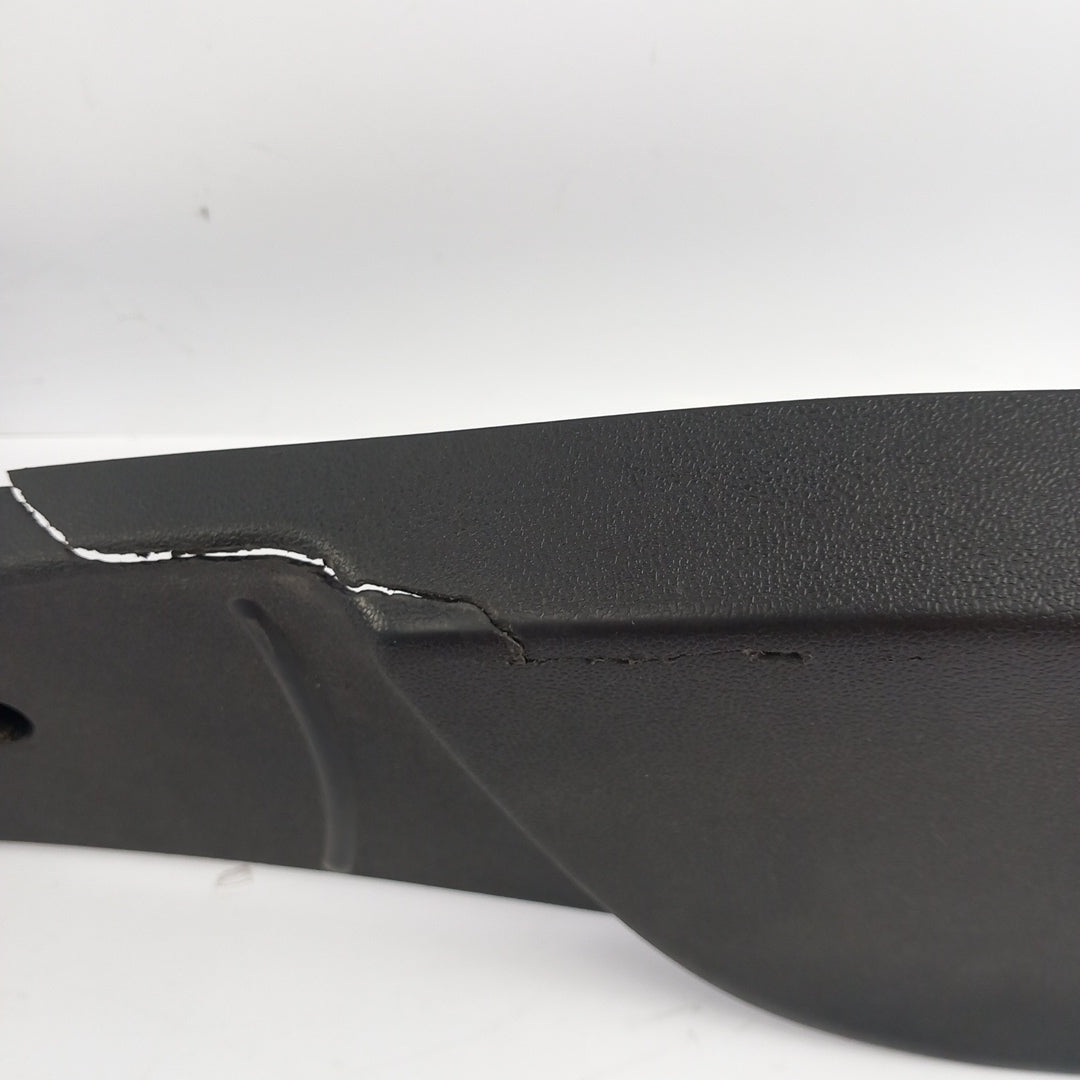 Пластмаса панел черен предна дясна седалка дефектна Opel Meriva B