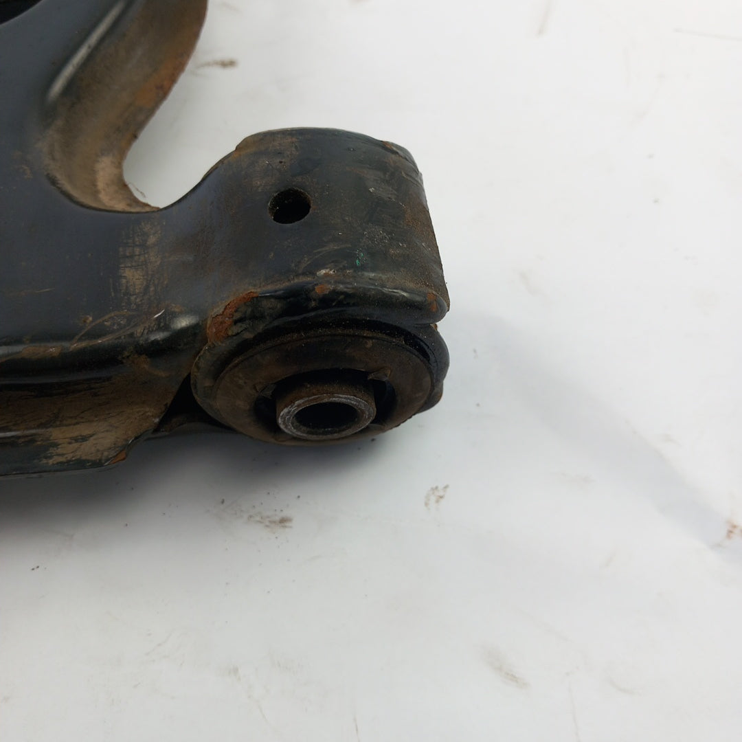 Носач преден десен Opel Meriva B