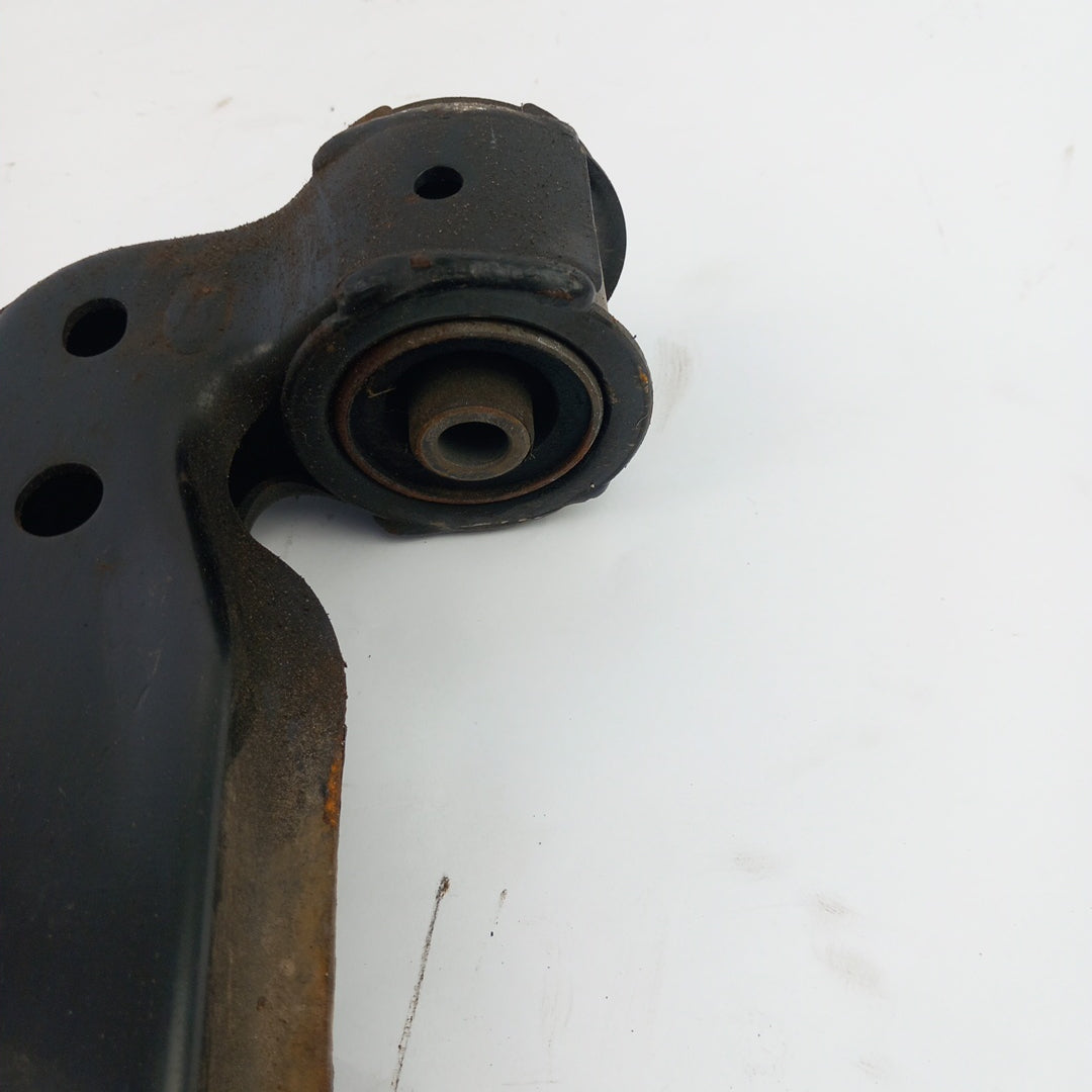 Носач преден десен Opel Meriva B