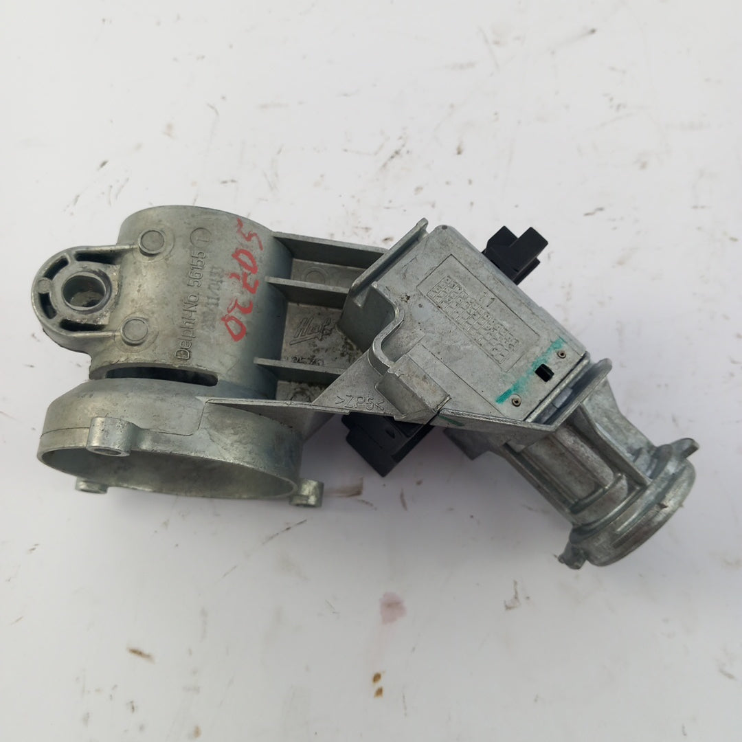 Контактен ключ копрус патрон Opel Corsa D