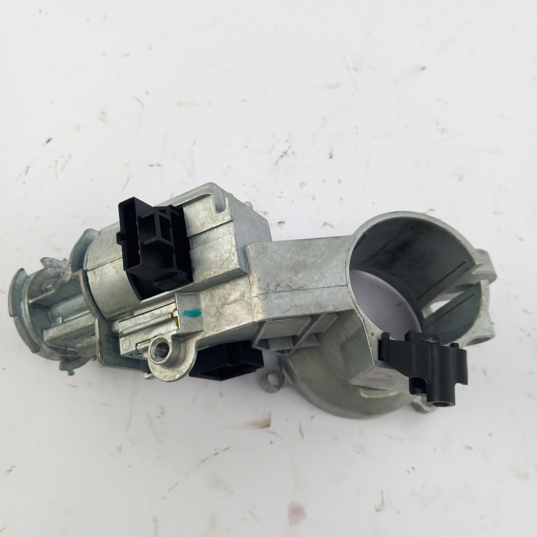 Контактен ключ копрус патрон Opel Corsa D