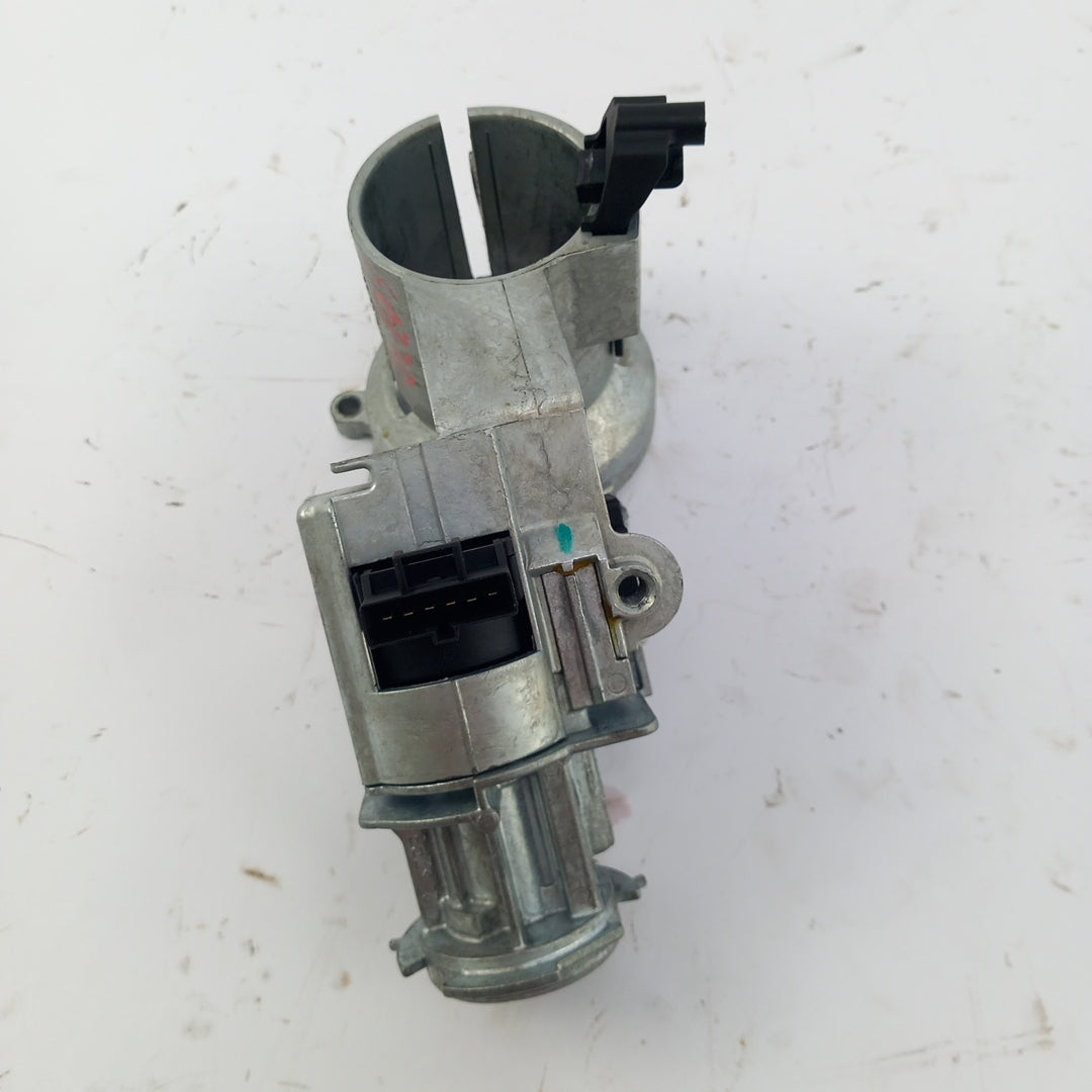 Контактен ключ копрус патрон Opel Corsa D