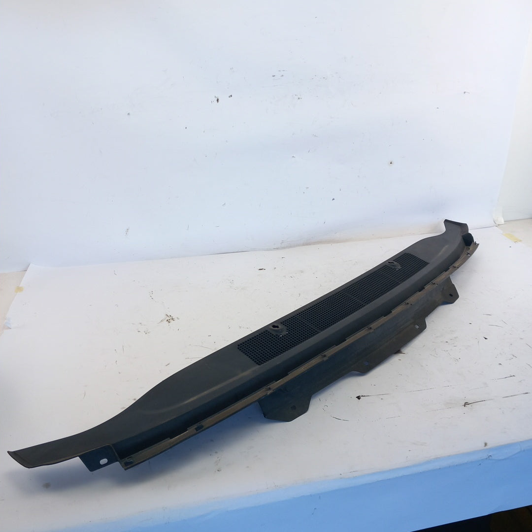 Решетка въздух отводняване предно стъкло Opel Zafira C Tourer