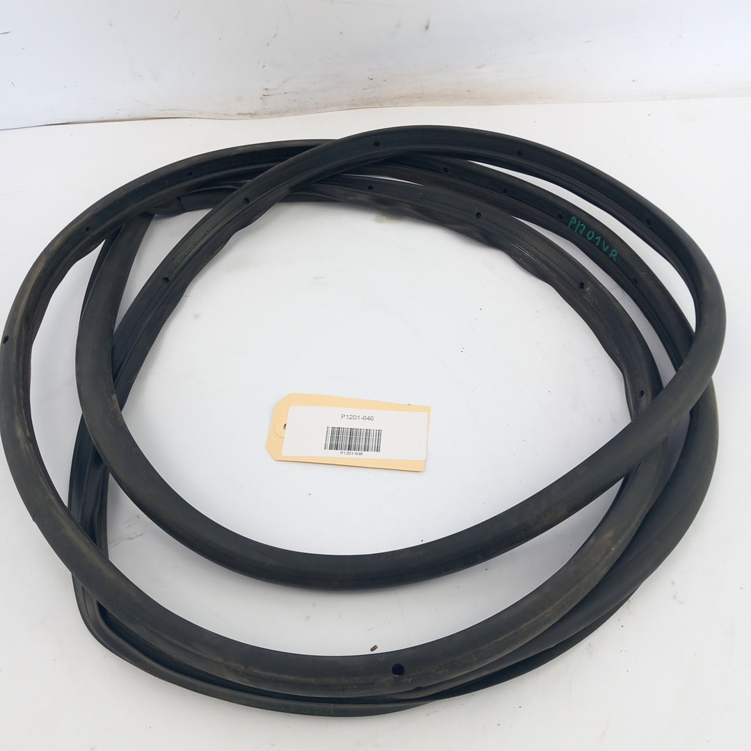 Уплътнение врата предна дясна Opel Zafira C Tourer