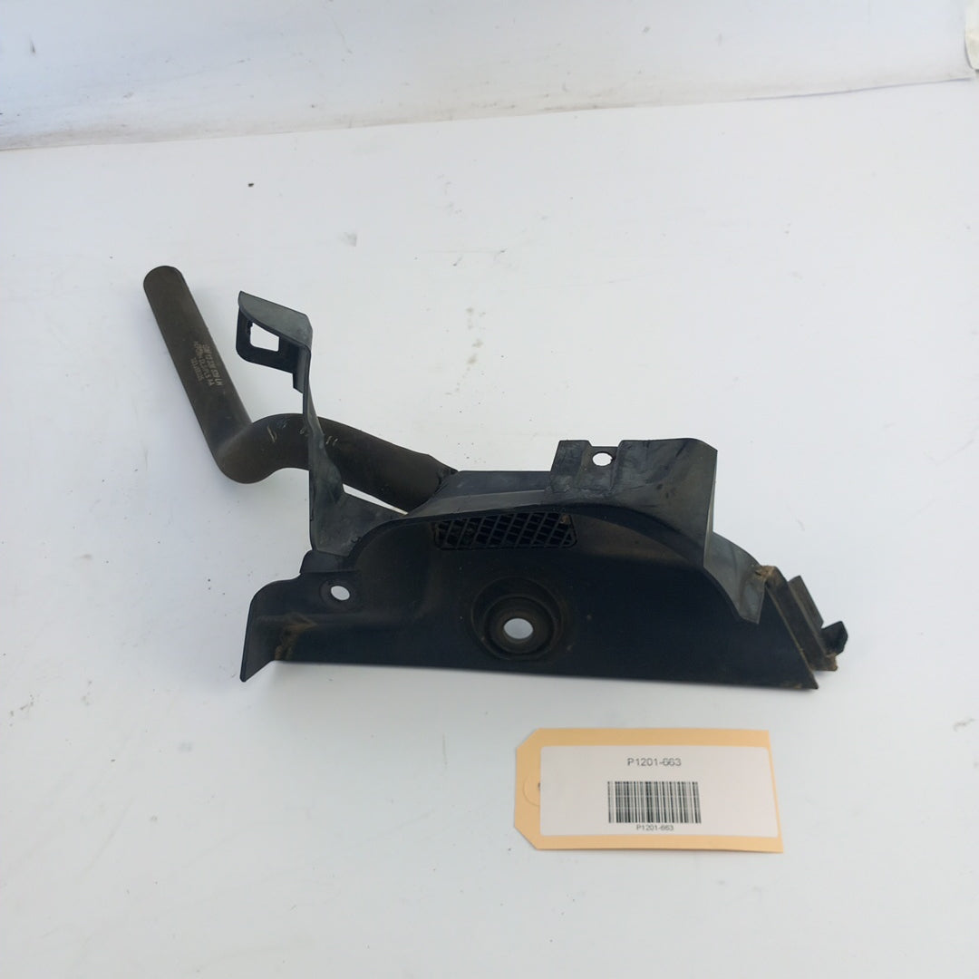 Решетка въздух отводняване предно стъкло лява Opel Zafira C Tourer