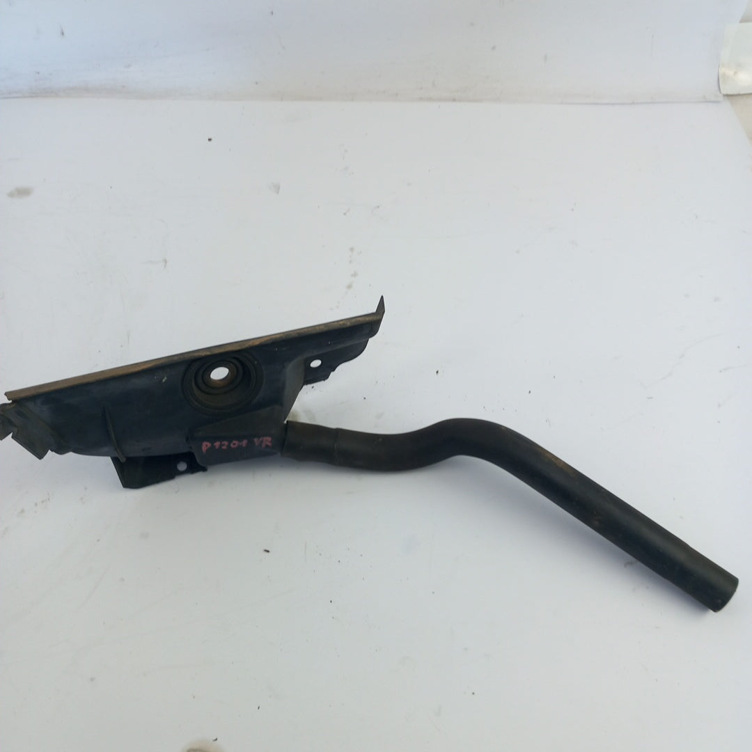 Решетка въздух отводняване предно стъкло дясна Opel Zafira C Tourer