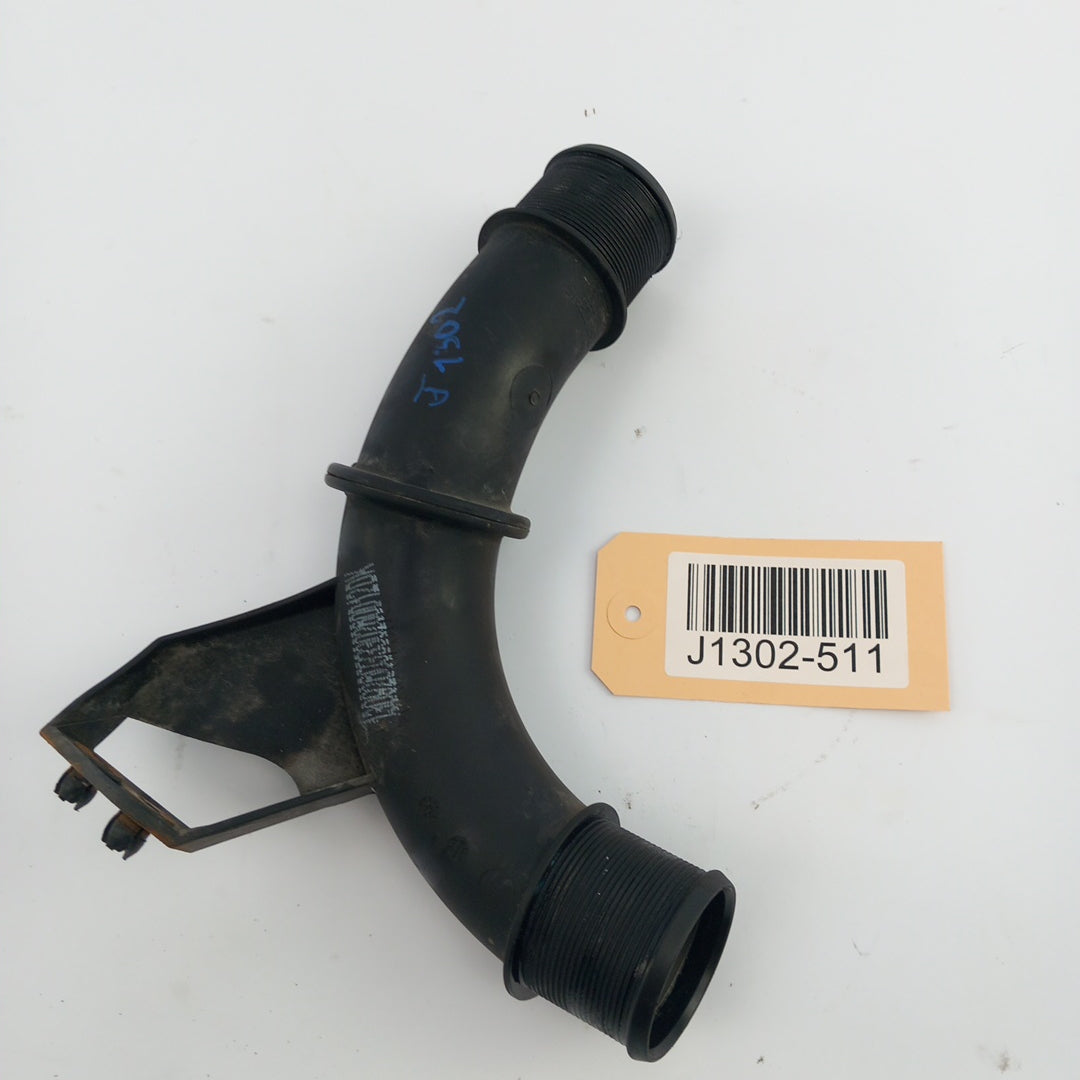 Тръба интеркулер Среден изход Opel Mokka 1,7 CDTI A17DTS