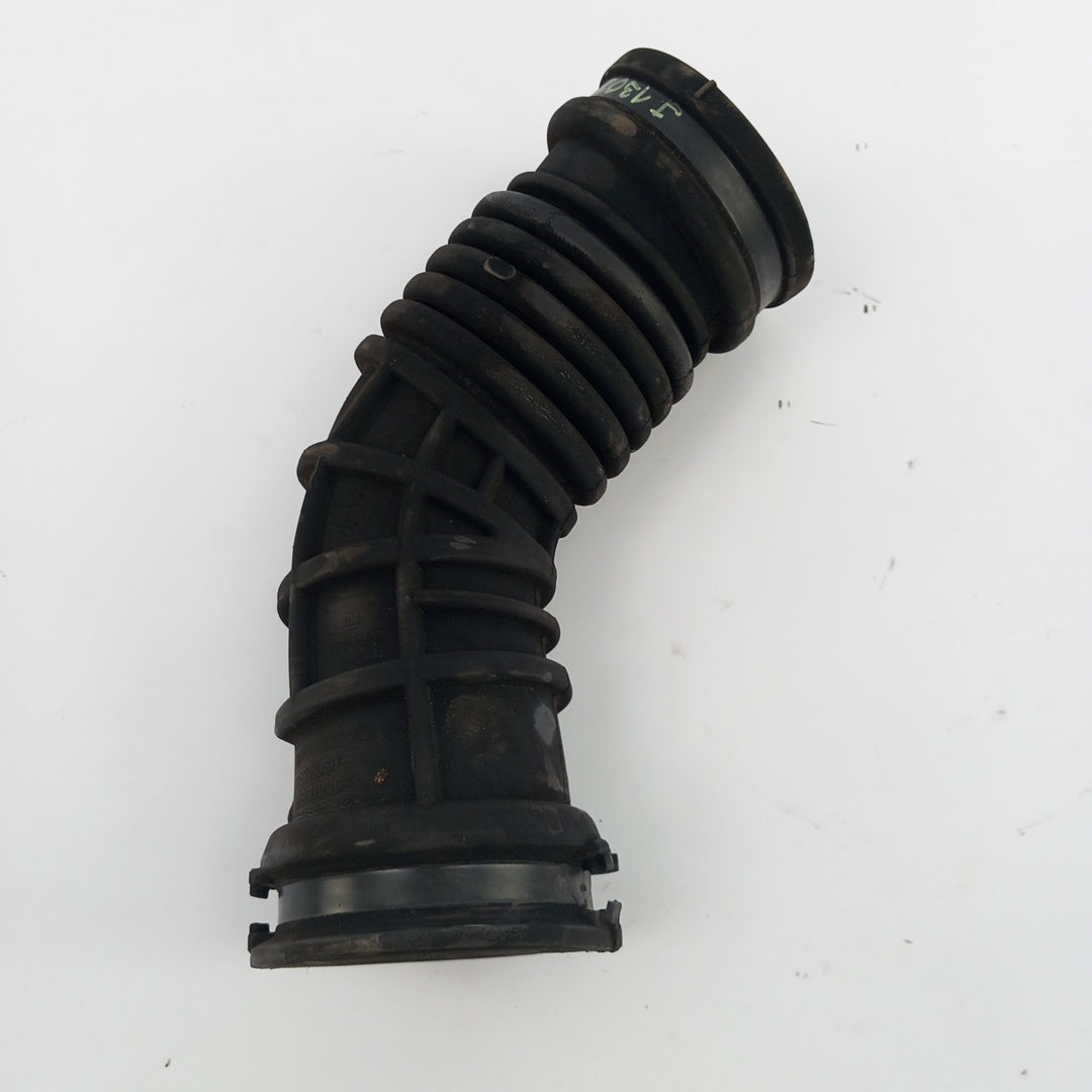 Въздуховод кутия въздушен филтър Изходна част 2 Opel Mokka 1,7 CDTI A17DTS