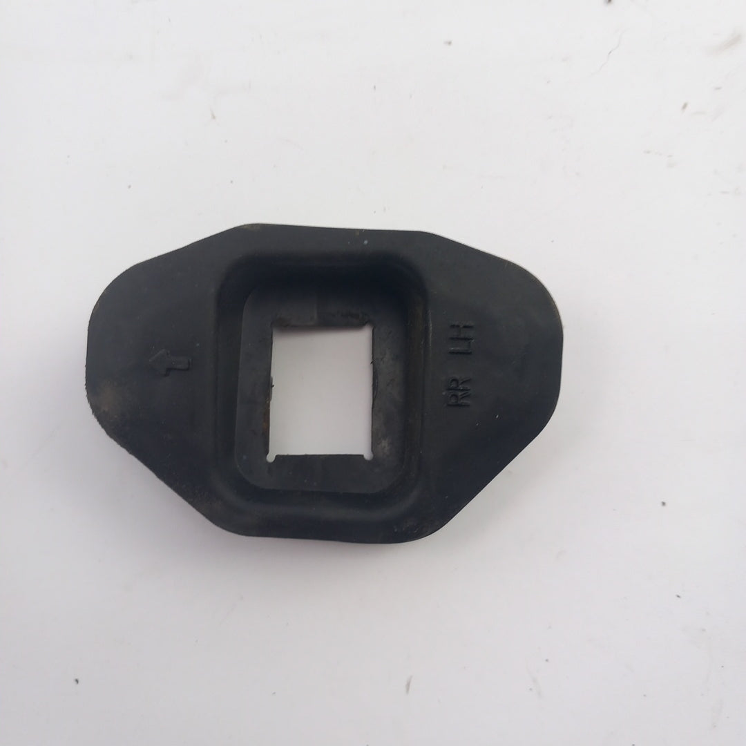 Уплътнение стопер задна врата Opel Astra J