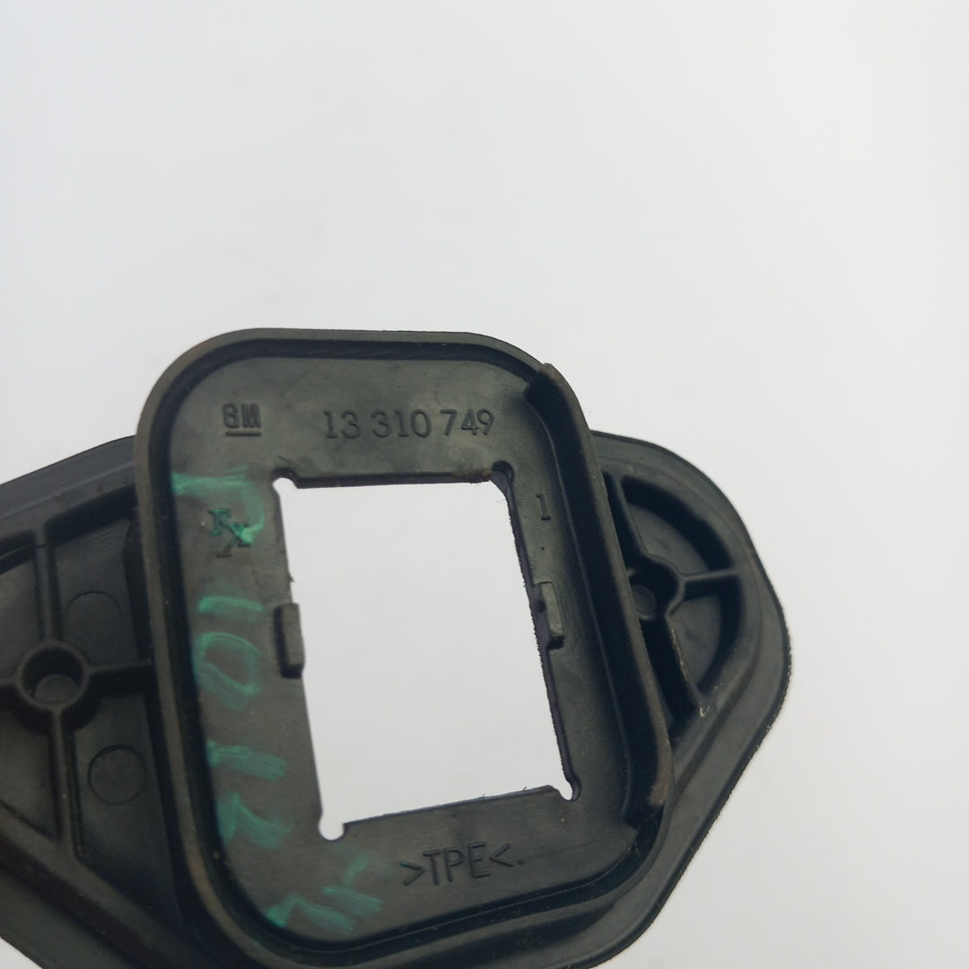 Уплътнение стопер задна врата Opel Astra J