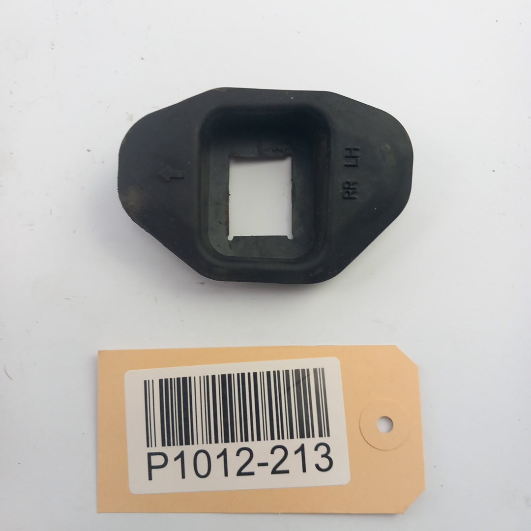 Уплътнение стопер задна врата Opel Astra J