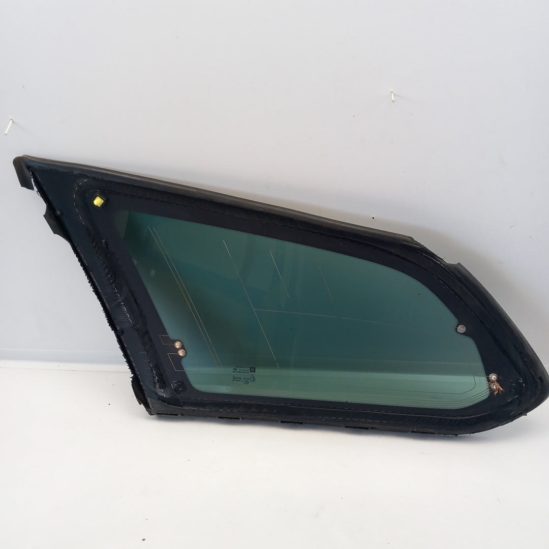 Стъкло фиксирано задна дясна стена Opel Astra J Sports Tourer