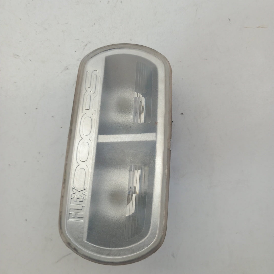 Плафон осветление врата задна лява дясна Opel Meriva B