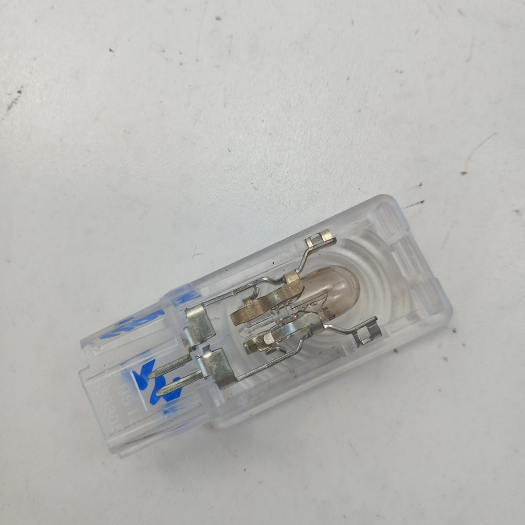 Плафон осветление багажник Opel Meriva B