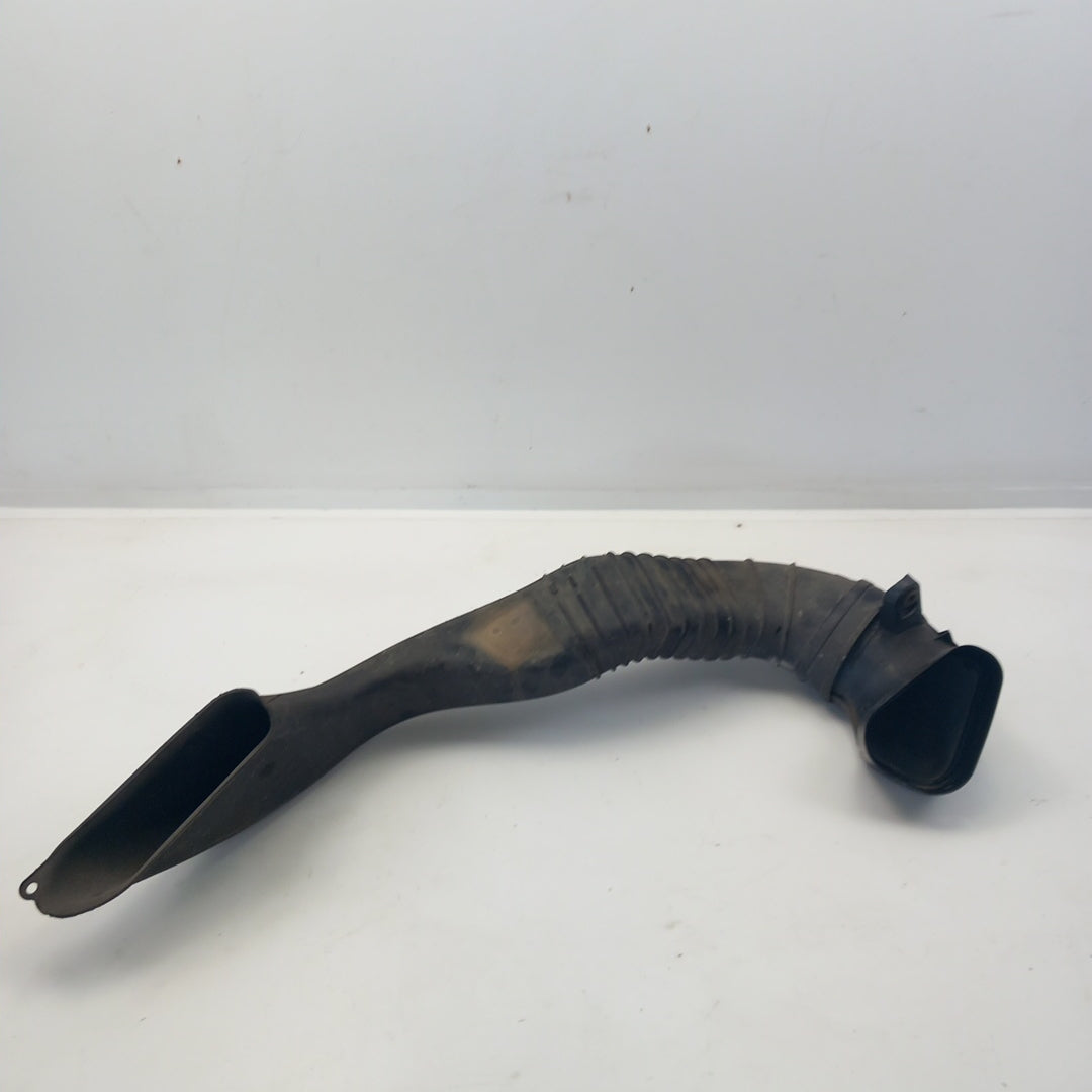 Въздуховод кутия въздушен филтър Липсва държач Opel Insignia A 2,0 CDTI 170 PS B20DTH