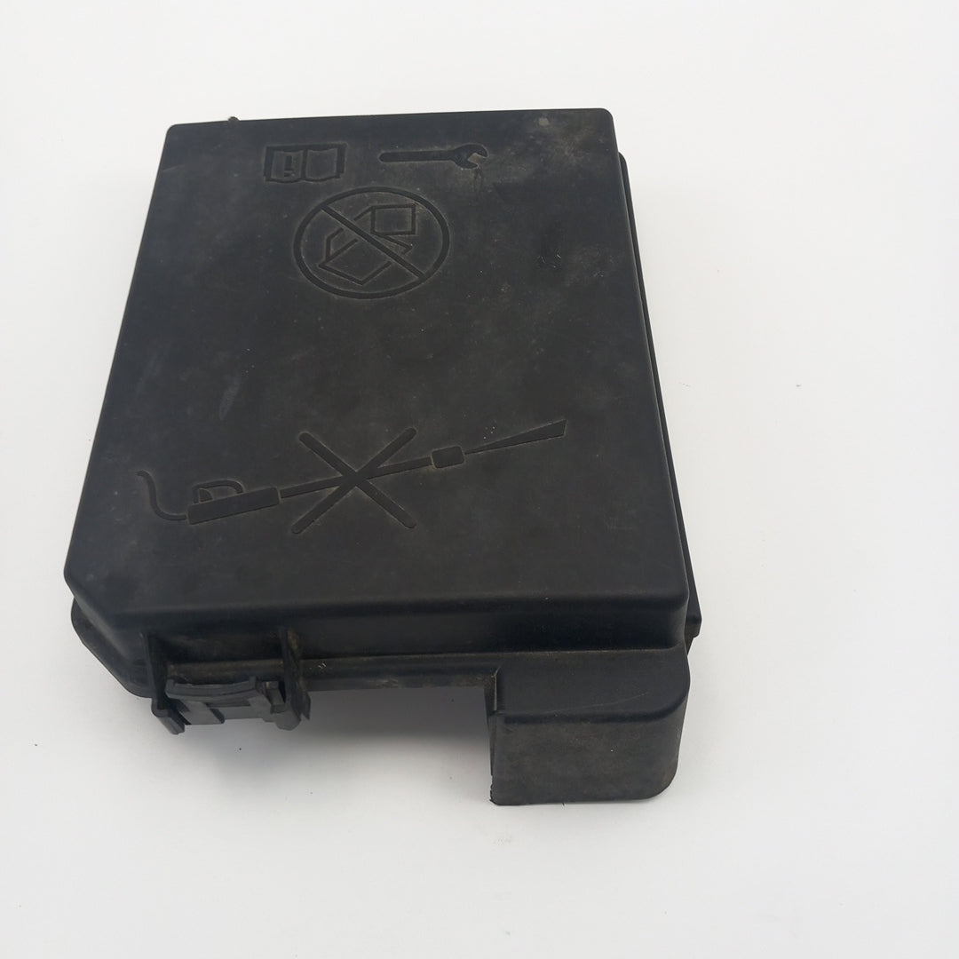 Капак бушониера двигател Opel Corsa E 1,4 Turbo B14NEJ