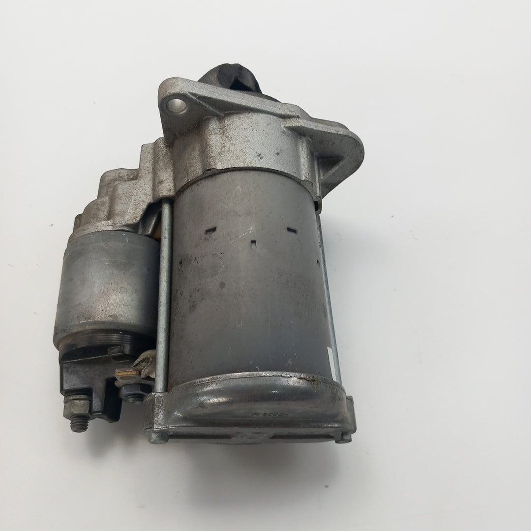 Стартер Bosch Opel Corsa E 1,4 Turbo B14NEJ