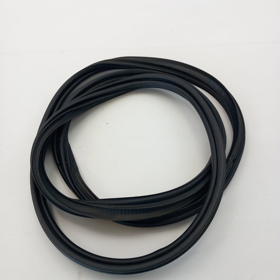 Уплътнение капак багажник Opel Corsa E 5 врати