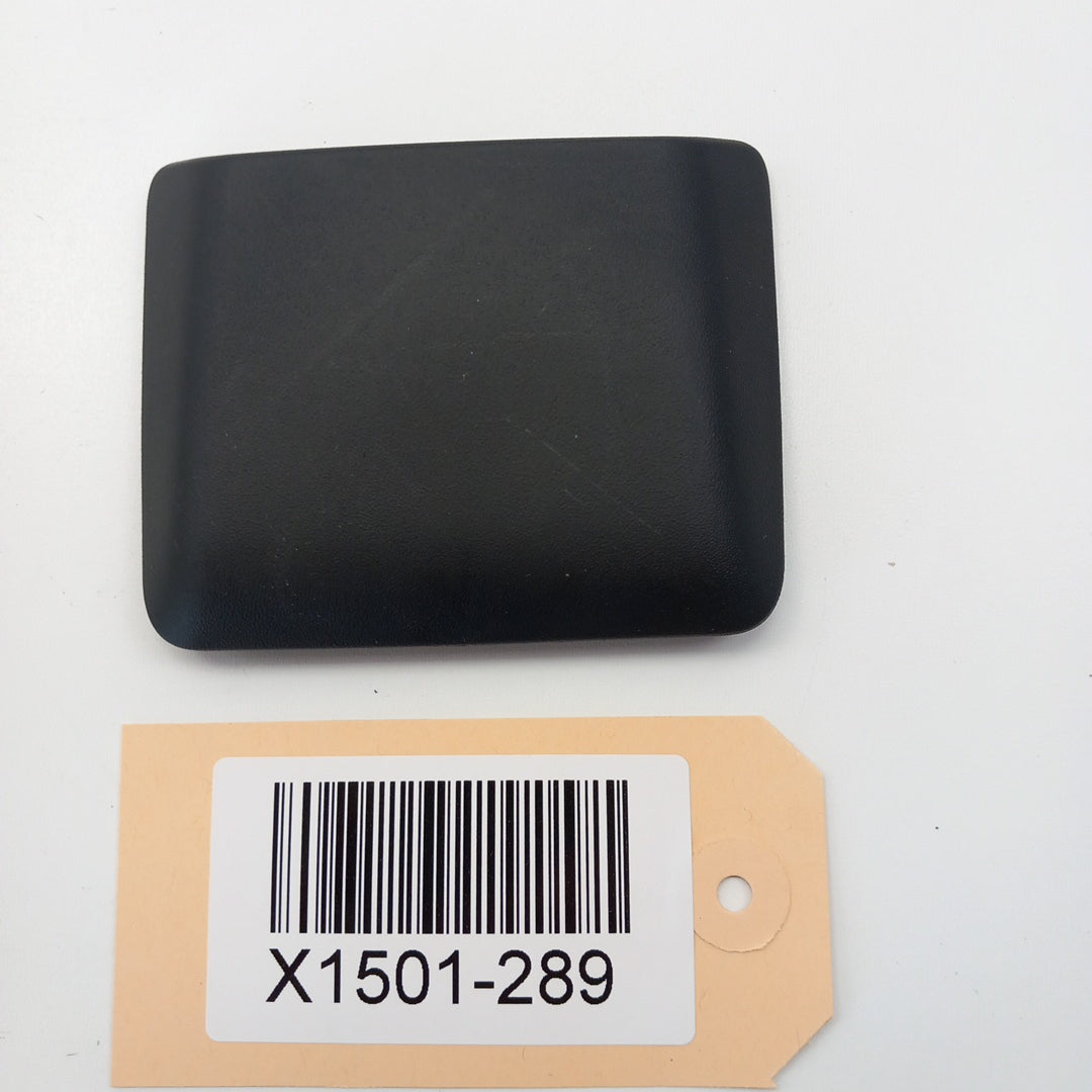 Капак среден задна седалка долна част Opel Corsa E