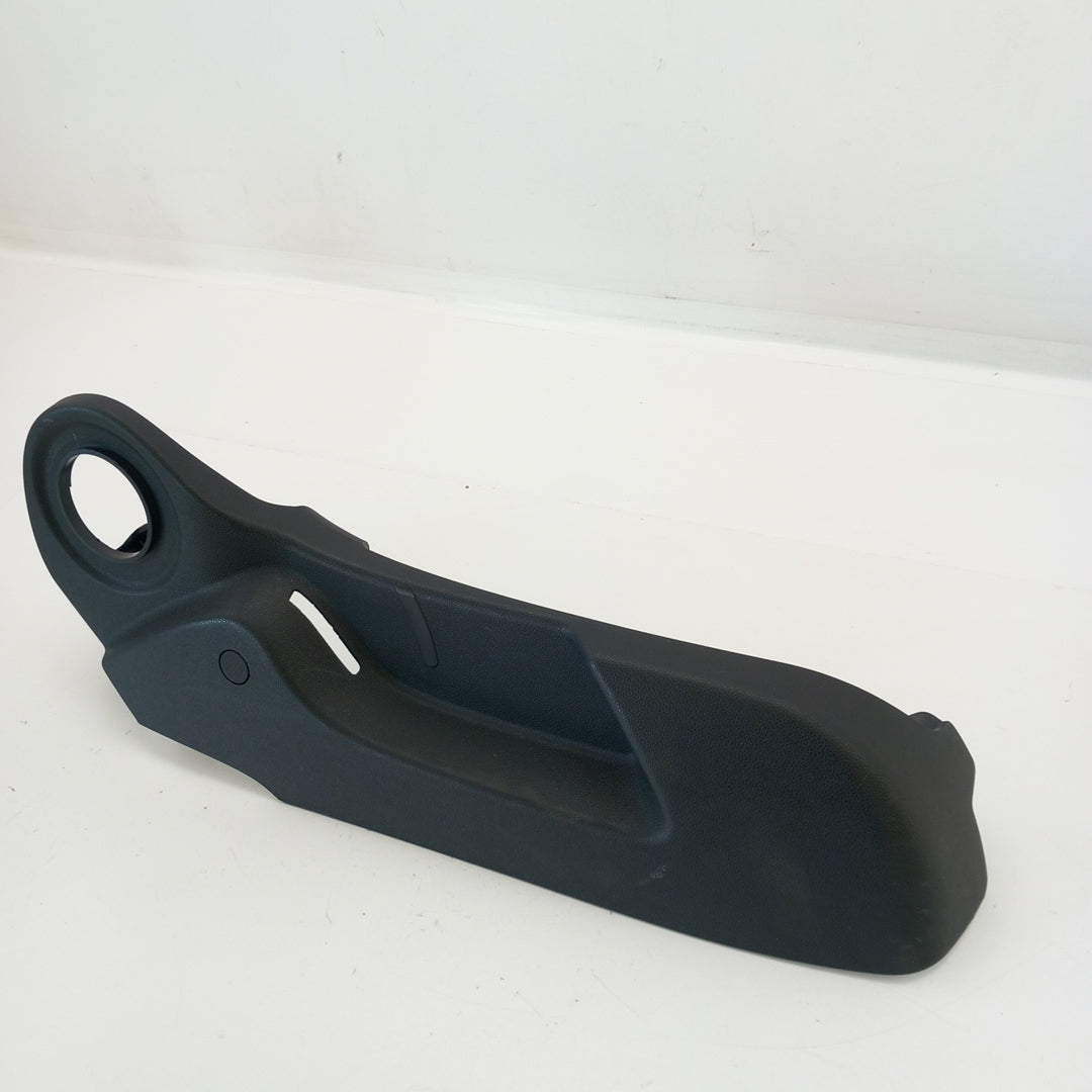 Пластмаса седалка предна дясна външна Opel Corsa E