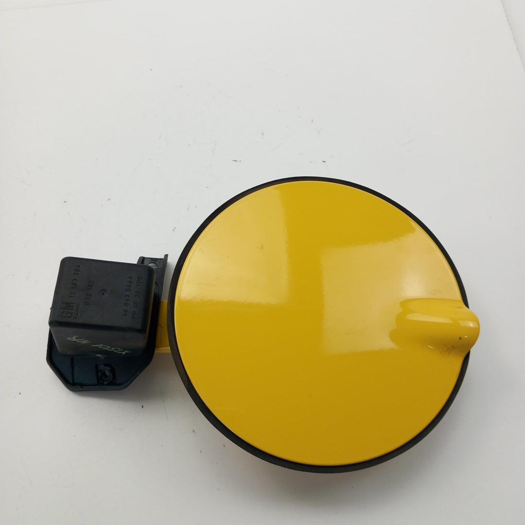 Капак резервоар гориво Z40Q Sunny Yellow Opel Corsa E 5 врати